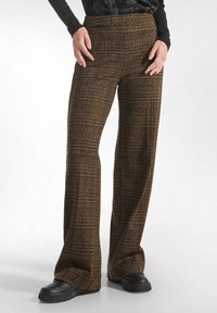 Широкие брюки Широкие брюки