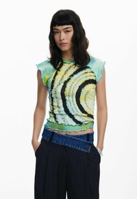 Блузка Блузка