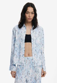 Блузка-рубашка Блузка-рубашка