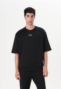 Толстовка Толстовка