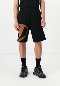 Шорты Шорты