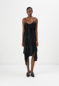 Летнее платье Летнее платье