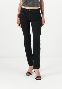 Джинсы Джинсы