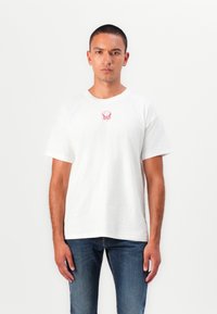 Футболка Футболка