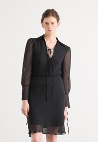 Платье Платье