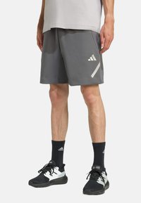 Шорты Шорты