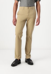 Чиносы Чиносы