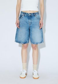 Джинсы Джинсы