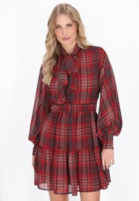 Короткое платье Короткое платье