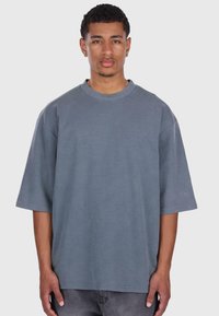 Футболка Футболка