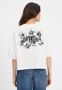 Футболка Футболка