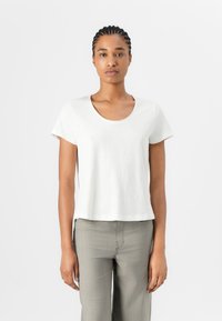 Футболка Футболка