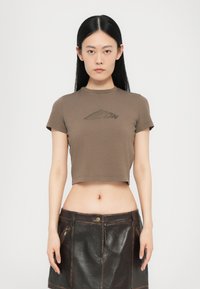 Футболка Футболка