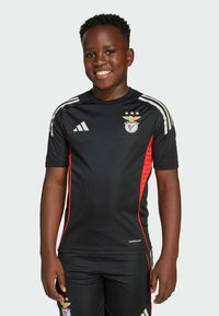 Спортивная майка Спортивная майка