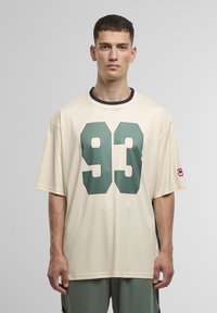 Футболка Футболка