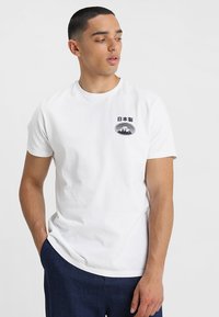 Футболка Футболка