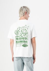 Футболка Футболка