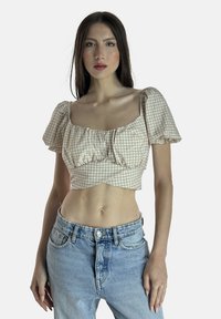 Блузка Блузка