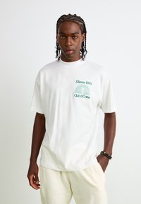 Футболка Футболка