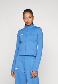 Спортивная куртка Спортивная куртка