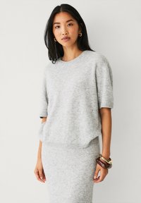 Футболка Футболка