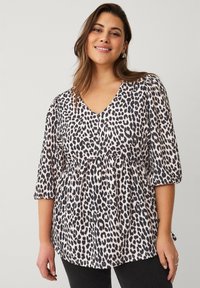 Блузка Блузка