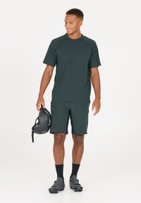 Спортивная форма Спортивная форма