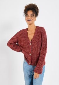 Жилет Жилет