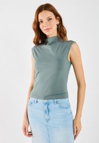 Водолазка Водолазка