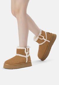 Зимние ботинки Зимние ботинки