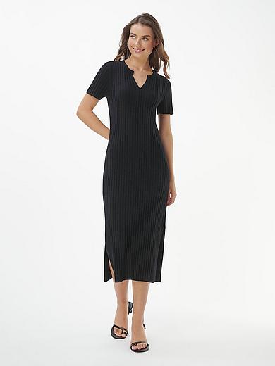 Вязаное платье Вязаное платье