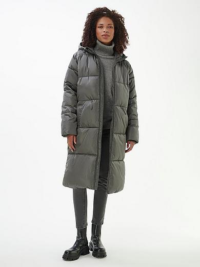 Стеганое пальто Стеганое пальто