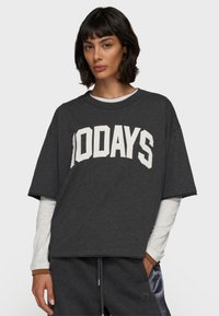 Футболка Футболка