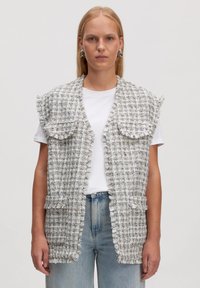 Жилет Жилет