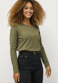 Лонгслив Лонгслив