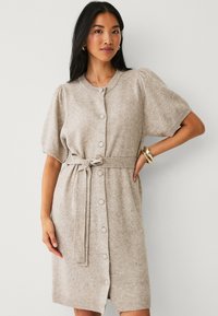 Вязаное платье Вязаное платье