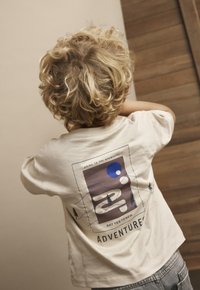 Футболка Футболка