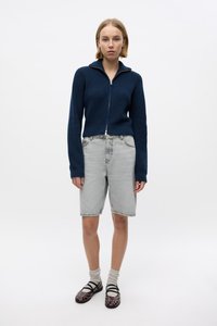 Широкие брюки Широкие брюки