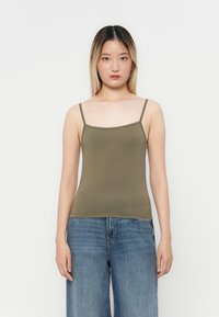 Топ на бретельках Топ на бретельках