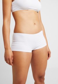 Трусы шортики Трусы шортики