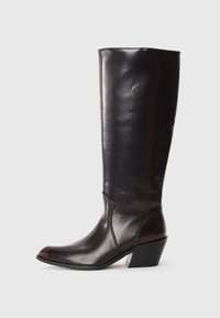 Сапоги Сапоги