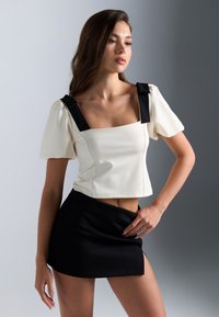 Футболка Футболка