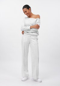 Спортивная куртка Спортивная куртка