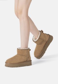 Ботинки Ботинки