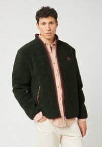 Флисовая куртка Флисовая куртка