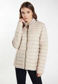 Зимняя куртка Зимняя куртка