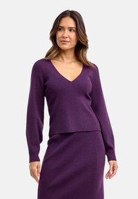 Пуловер Пуловер