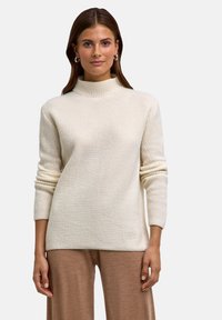 Пуловер Пуловер