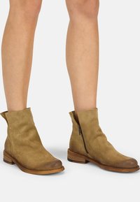 Ботильоны Ботильоны