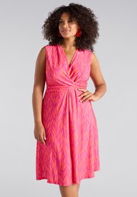 Летнее платье Летнее платье